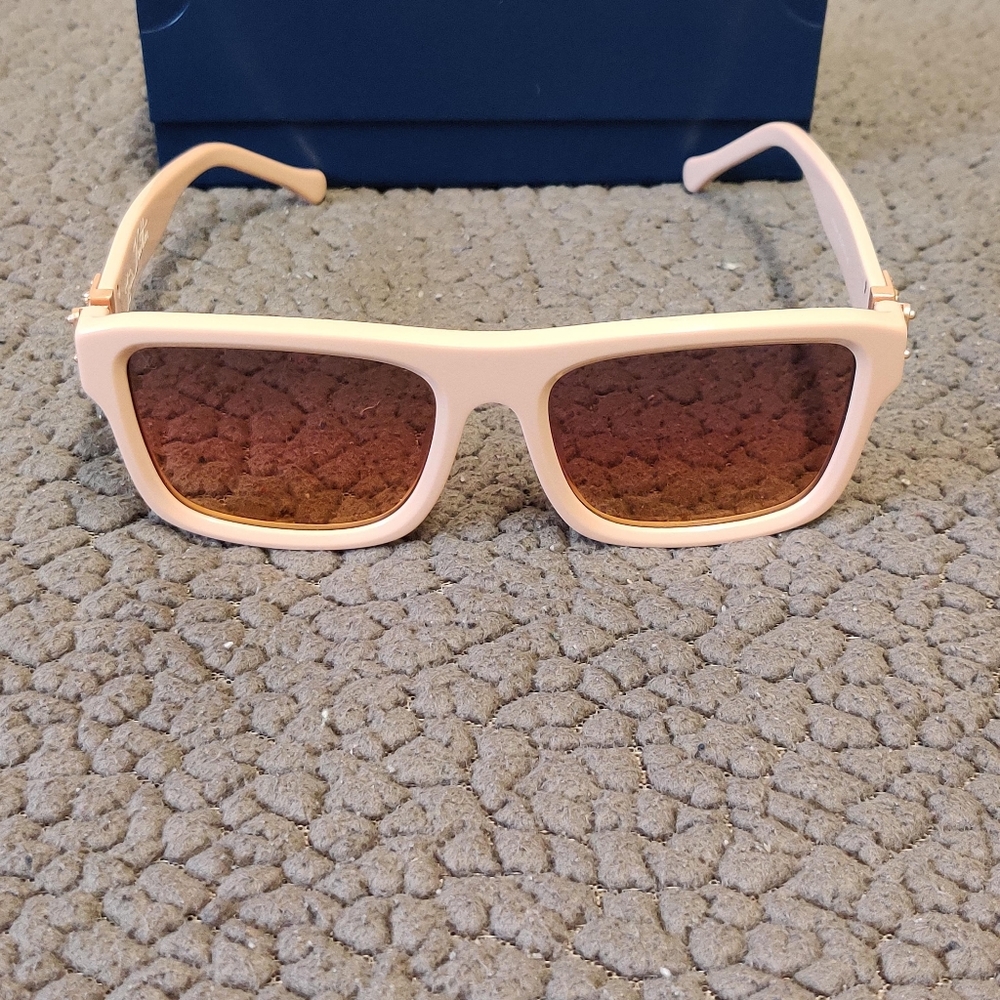 Lv Pink city sunglasses